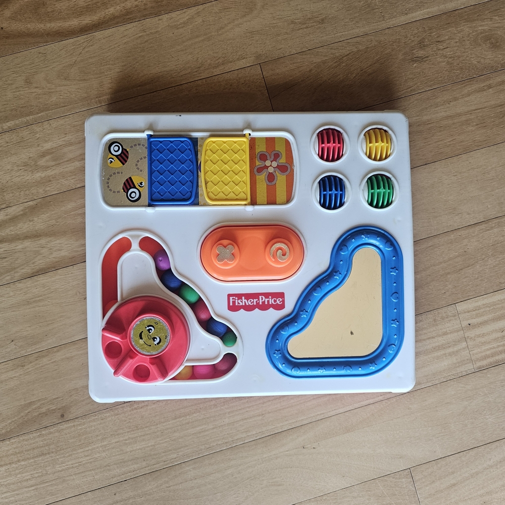 Fisher-Price Colorful Activity Center 90s